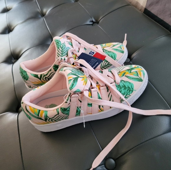 K Swiss sneakers - Picture 2 of 5